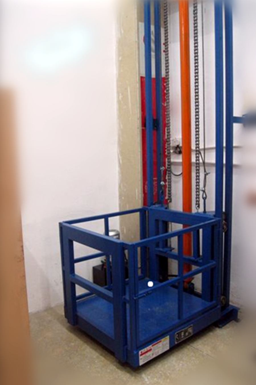 货用小型升降梯_如何选择小型升降货梯_升降货梯什么价